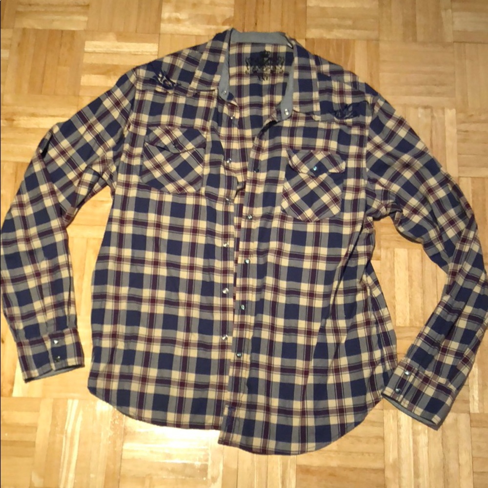 Guess button down